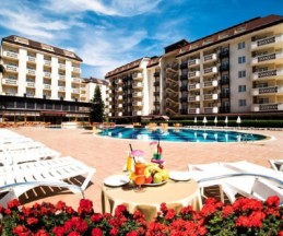 Titan Garden Club, 4*