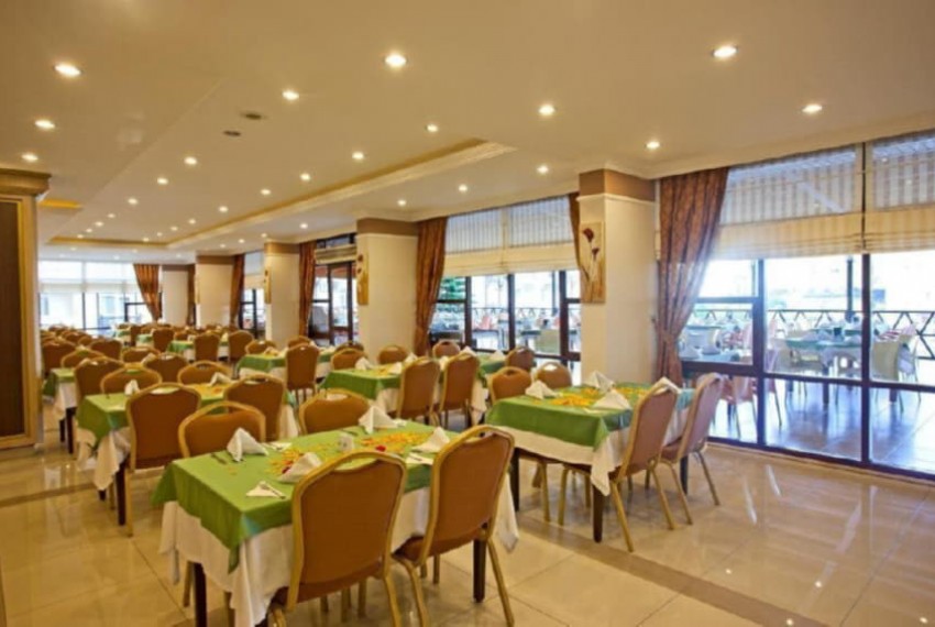Titan Garden Club, 4* Titan Garden Club, 4*