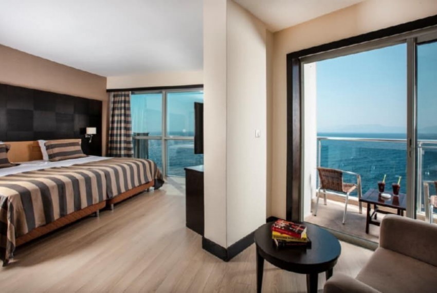 Charisma Hotel, 5* Charisma Hotel, 5*