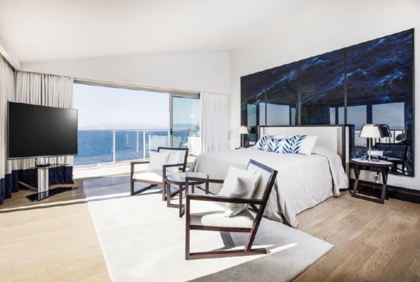 Charisma Hotel, 5* Charisma Hotel, 5*