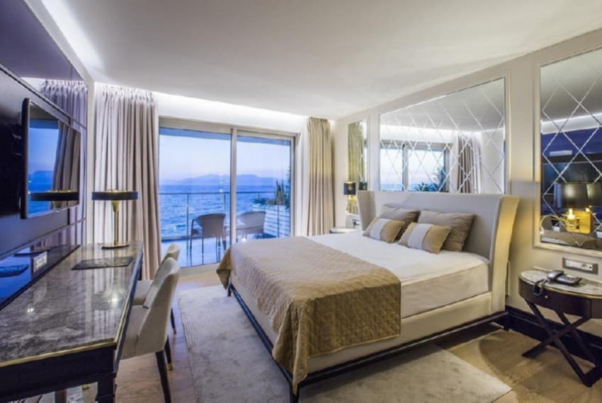Charisma Hotel, 5* Charisma Hotel, 5*