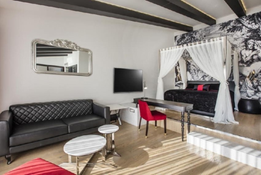 Charisma Hotel, 5* Charisma Hotel, 5*