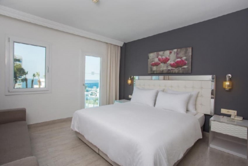 Le Bleu Hotel & Spa (ex. Noa Hotels Kusadasi), 5* Le Bleu Hotel & Spa (ex. Noa Hotels Kusadasi), 5*