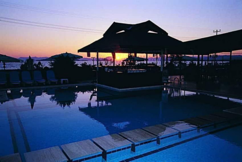Ceren, 3* Ceren, 3*