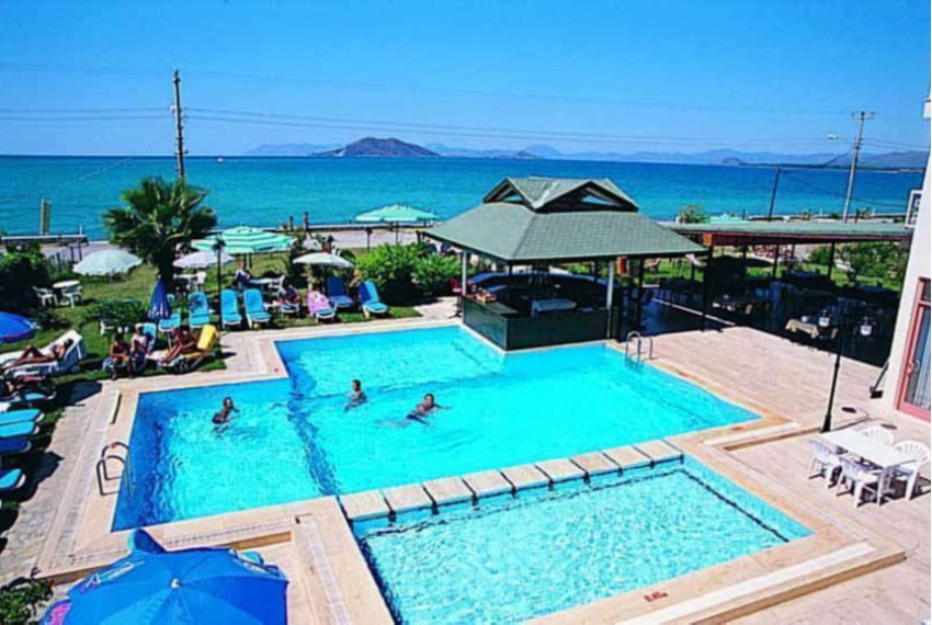Ceren, 3* Ceren, 3*