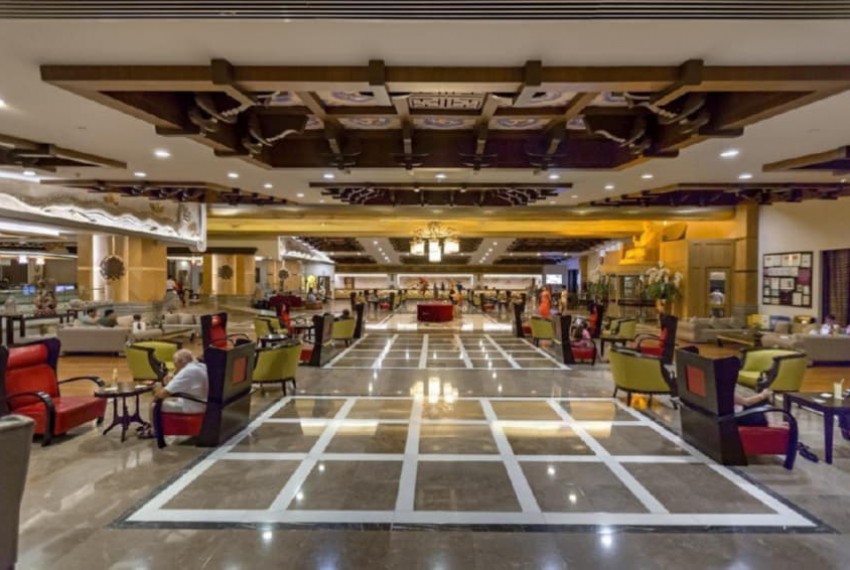 Royal Dragon Hotel, 5* Royal Dragon Hotel, 5*
