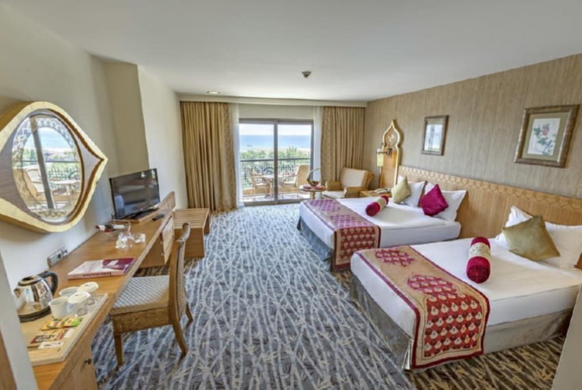 Royal Dragon Hotel, 5* Royal Dragon Hotel, 5*