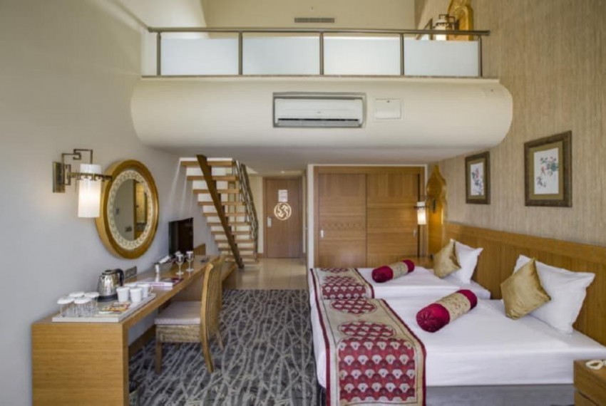 Royal Dragon Hotel, 5* Royal Dragon Hotel, 5*