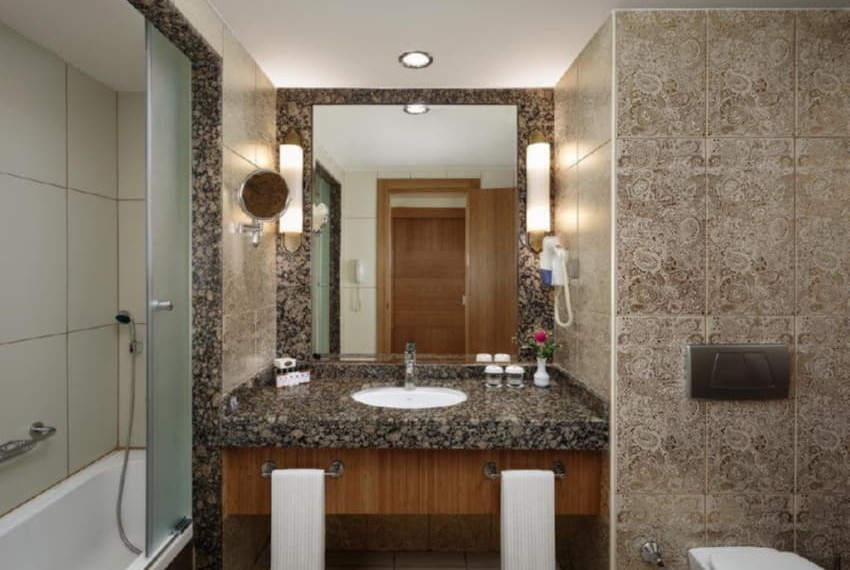 Royal Dragon Hotel, 5* Royal Dragon Hotel, 5*