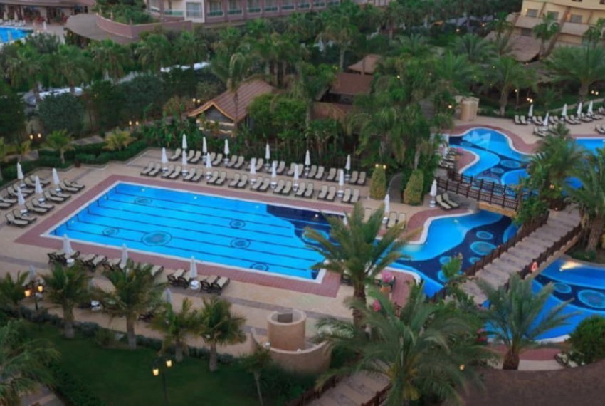Royal Dragon Hotel, 5* Royal Dragon Hotel, 5*