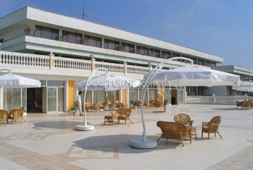 Dahlia Garden, 3* Dahlia Garden, 3*