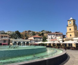 Amos Hotel, 3*