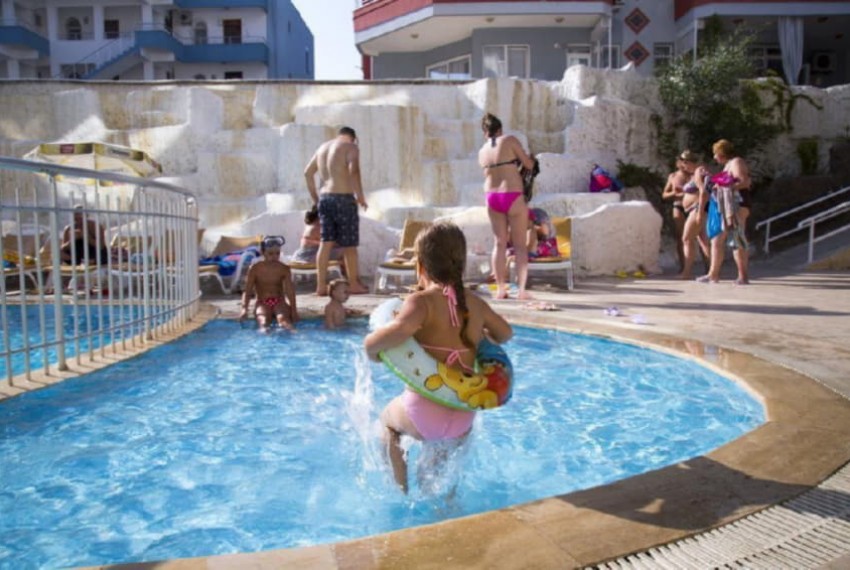 Klas Dom, 4* Klas Dom, 4*