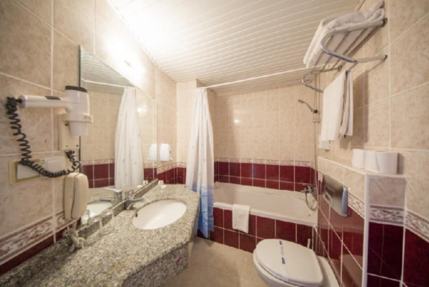 Klas Dom, 4* Klas Dom, 4*