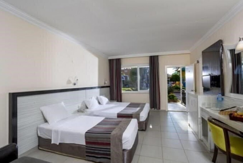 Limoncello Sandy Beach (ex. Inova Beach Hotel), 4* Limoncello Sandy Beach (ex. Inova Beach Hotel), 4*