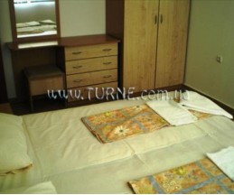 Lazur, 3*