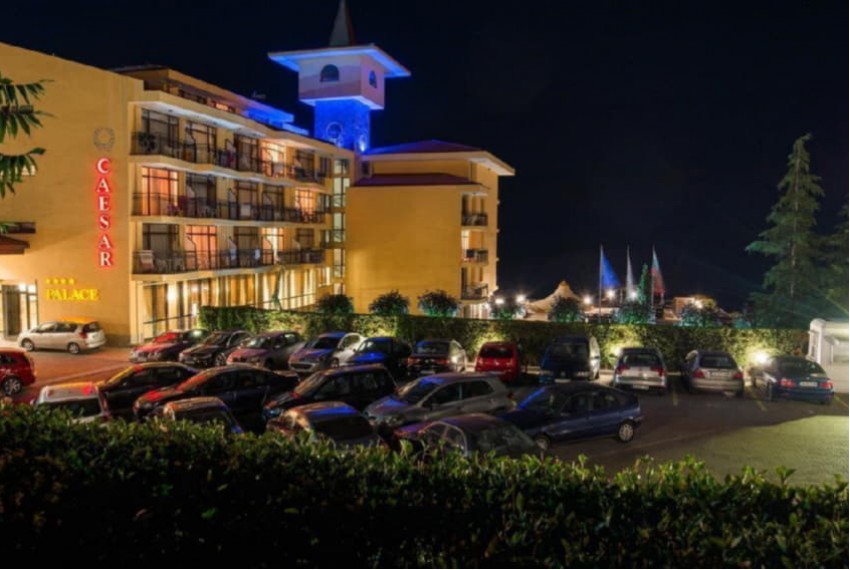Caesar Palace Hotel, 4* Caesar Palace Hotel, 4*