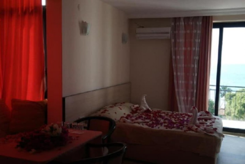 Melike Hotel, 2* Melike Hotel, 2*