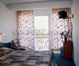 Amphora Apartments, 4*
