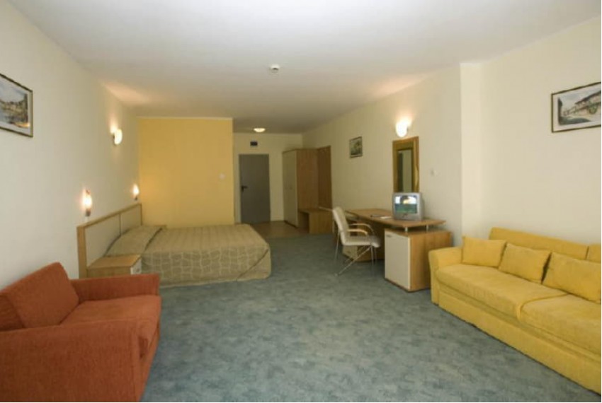 Largo Sunny Beach, 2* Largo Sunny Beach, 2*