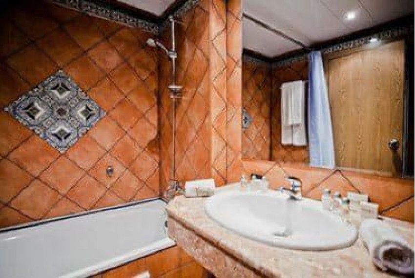 Atrium, 4* Atrium, 4*