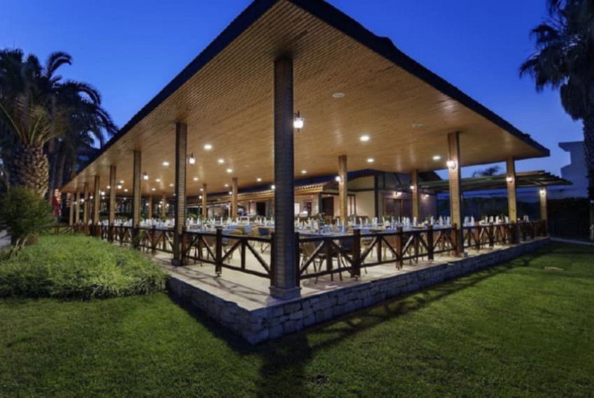 Meryan Hotel, 5* Meryan Hotel, 5*