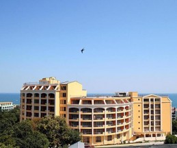 Central, 4*