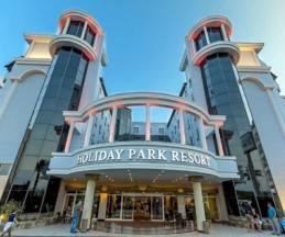 Holiday Park Resort, 5*