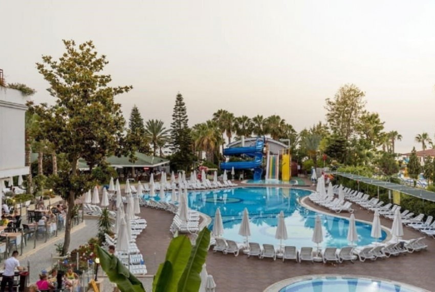 Holiday Park Resort, 5* Holiday Park Resort, 5*