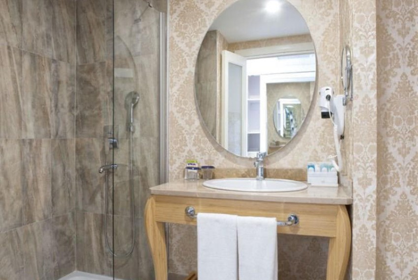 The Blue Bosphorus Hotel, 5* The Blue Bosphorus Hotel, 5*