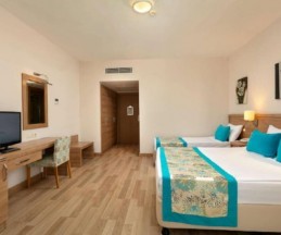 Lara Family Club, 4*