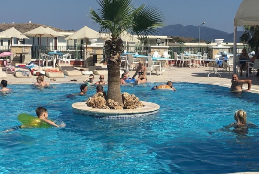 Sunpoint Suites Hotel, 3* Sunpoint Suites Hotel, 3*