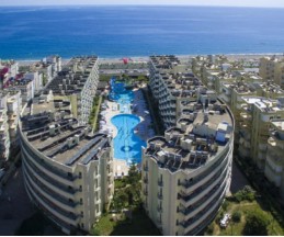 May Garden Club Hotel, 4*